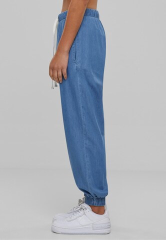 Urban Classics Tapered Jeans in Blau