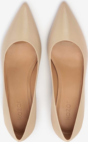 Kazar Pumps in Beige