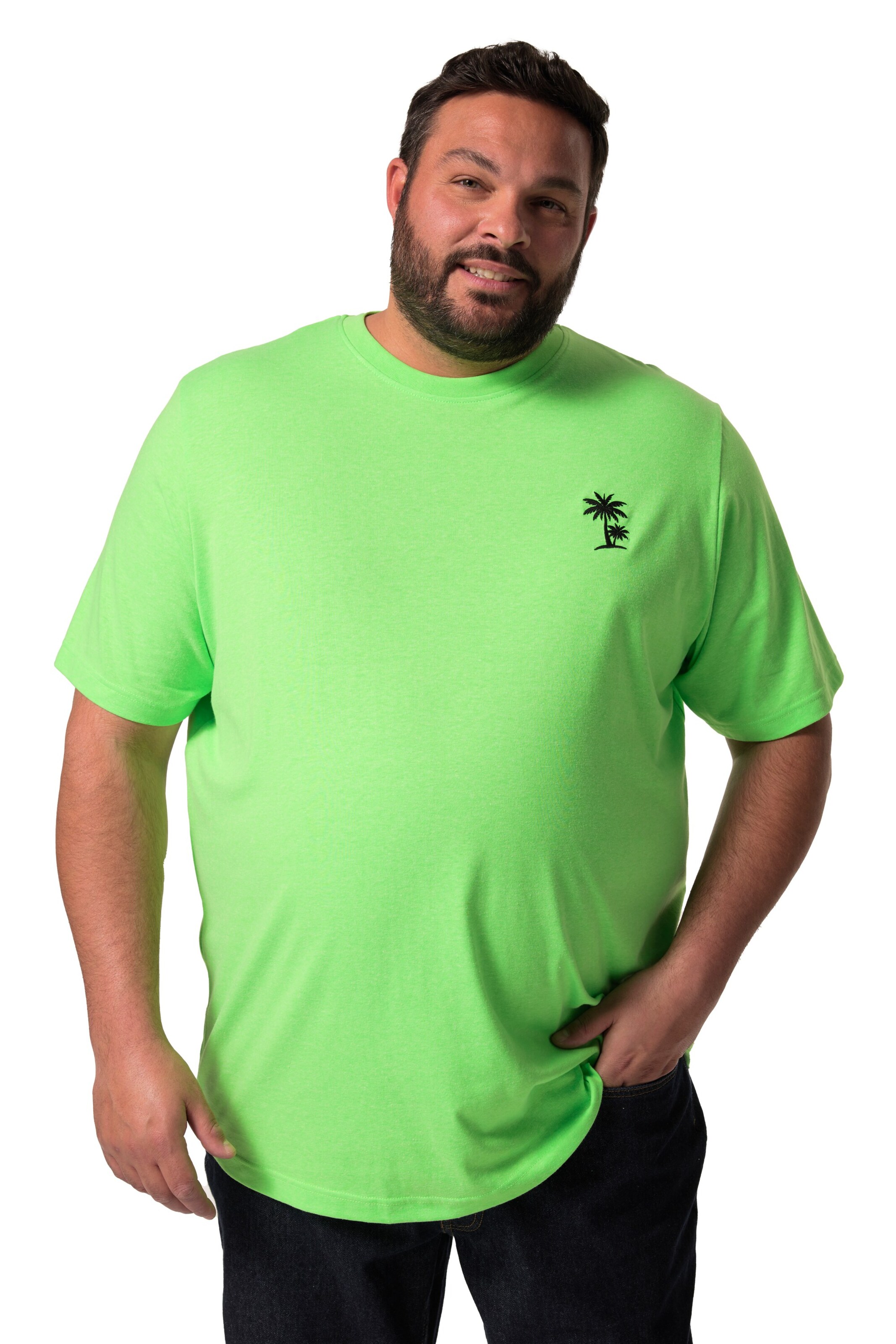 Men Plus Shirt in Green: front