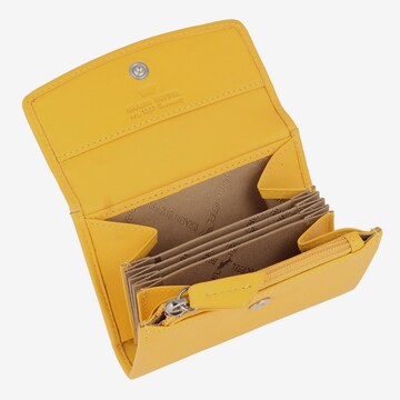 Braun Büffel Wallet 'Joy' in Yellow