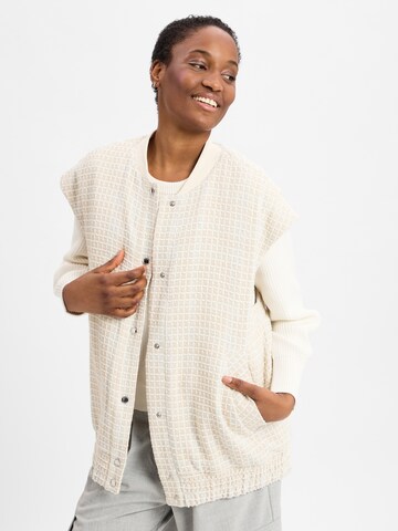 BOSS Vest 'Joselina' in Beige: front
