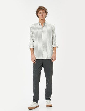 Koton Slimfit Broek in Grijs