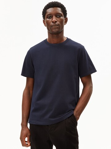 ARMEDANGELS T-Shirt 'MAARKOS' in Blau: Vorderseite