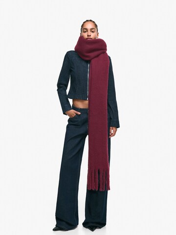 Sciarpa 'LISA' di Bershka in rosso