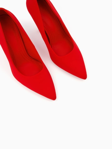 Bershka Čevlji s peto | rdeča barva
