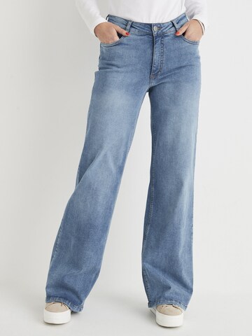 Cellbes of Sweden Wide leg Jeans in Blue: front