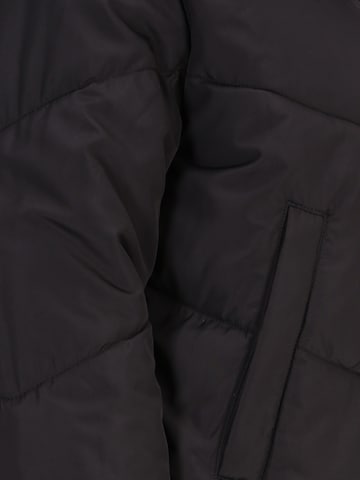 Only Petite Jacke 'MAGGI' in Schwarz