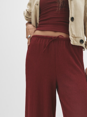 Pull&BearWide Leg/ Široke nogavice Hlače - crvena boja