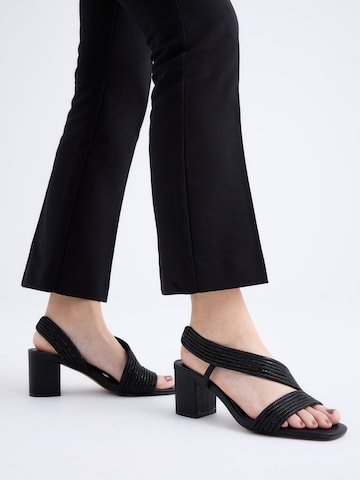 EXE Sandalen met riem 'ANNY-428' in Zwart