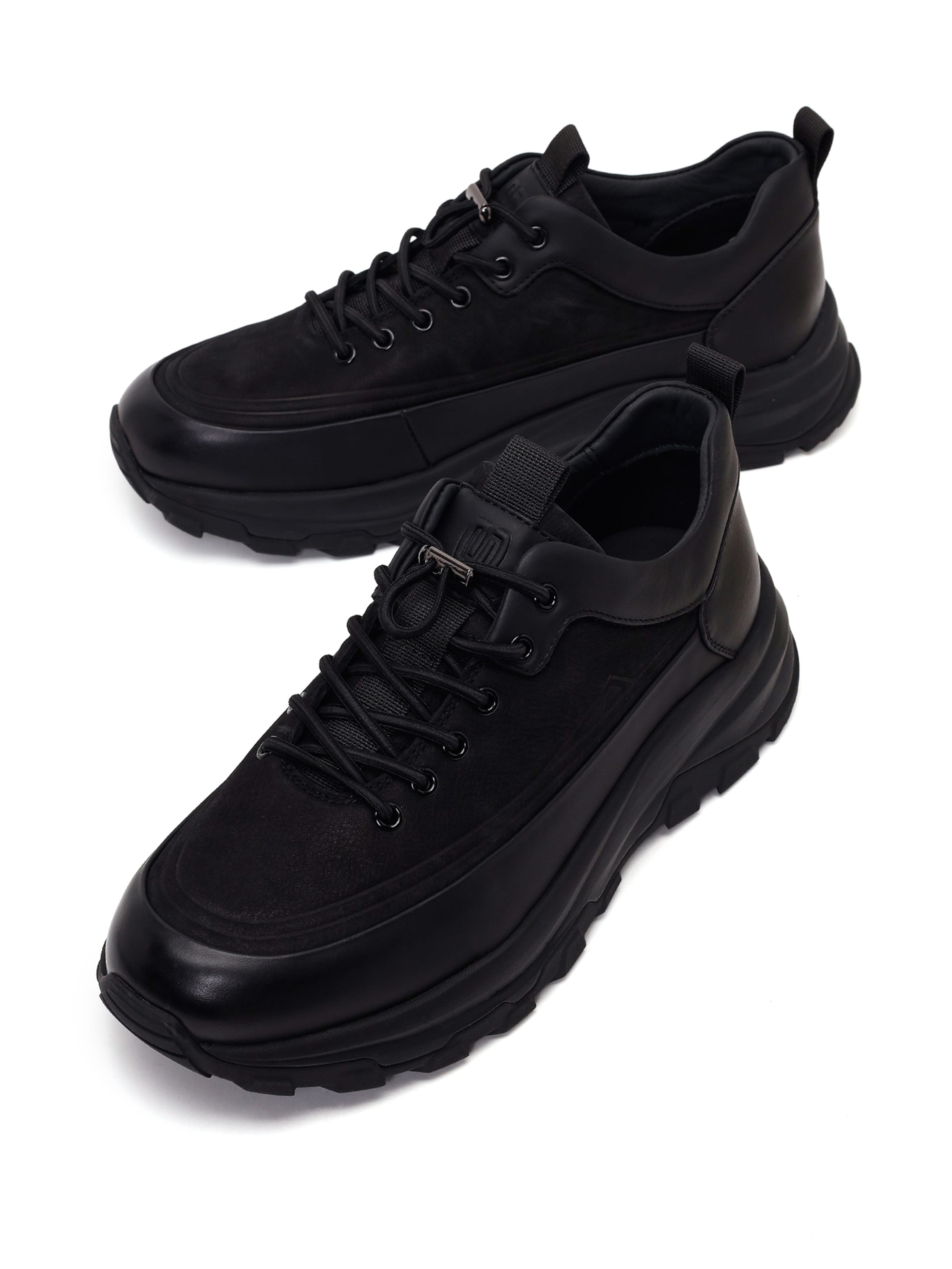 Derimod - Zapatillas deportivas bajas en negro
