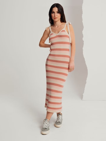 A LOT LESS Knitted dress 'Jasmina' in Pink