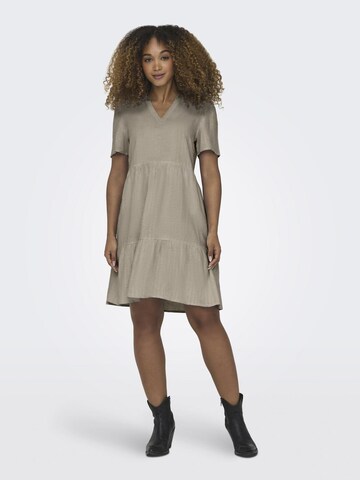 Robe 'Tiri-Caro' ONLY en beige