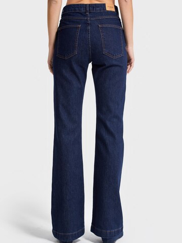 IT'S BASIC Flared Jeans 'Flare Mid Rise Jeans' in Blauw