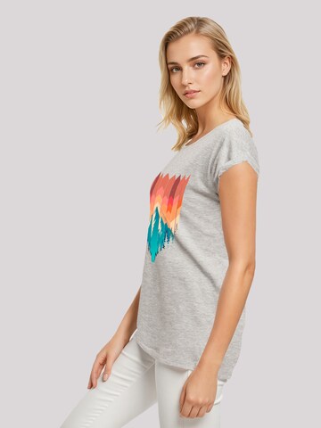 F4NT4STIC Shirt 'Berg Sonnenuntergang Geometrisch' in Grijs