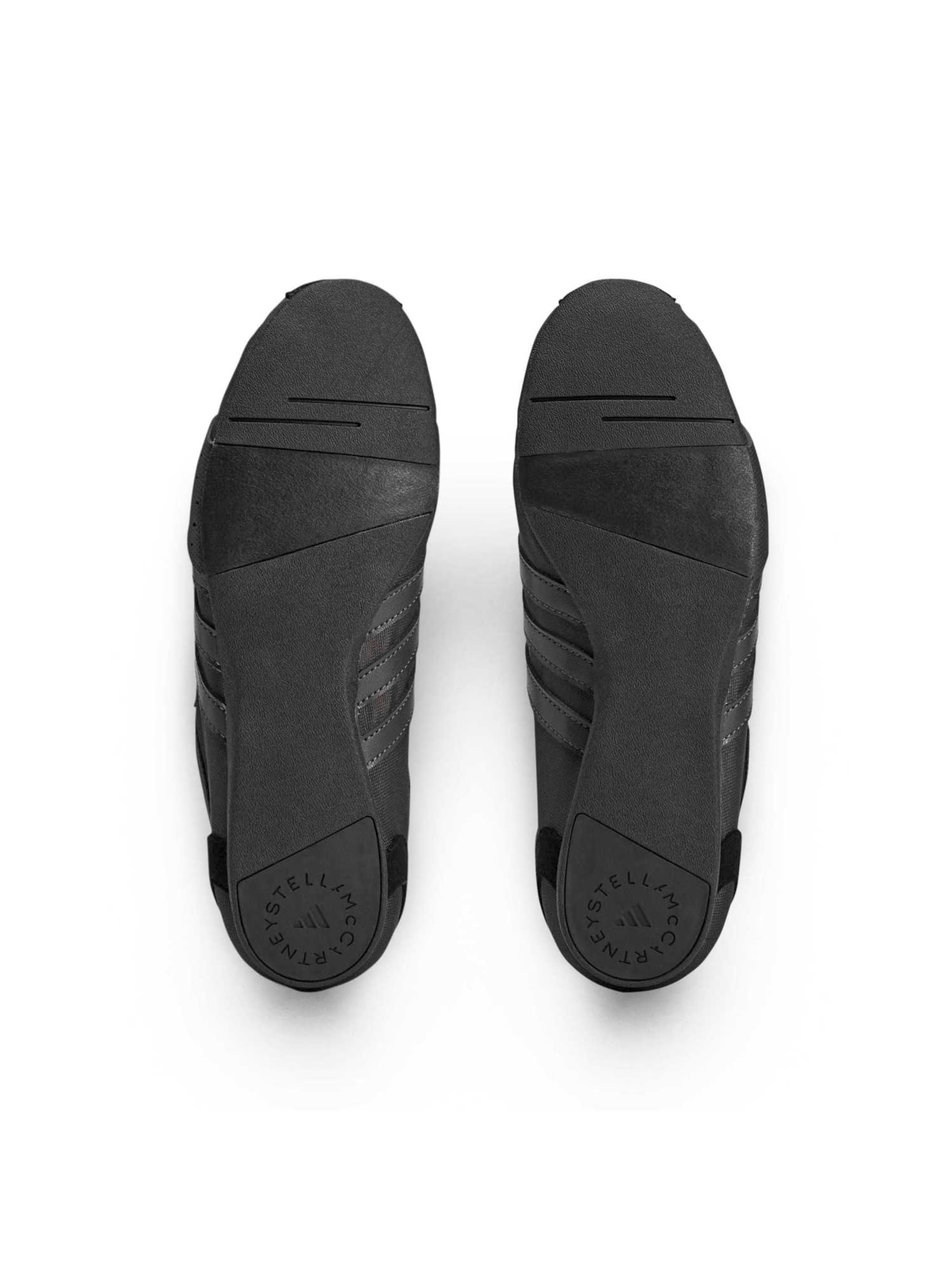 Chaussure de sport 'aSMC SPW 76' ADIDAS BY STELLA MCCARTNEY en noir