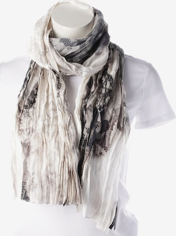 Luisa Cerano Scarf & Wrap in One size in Mixed colors: front