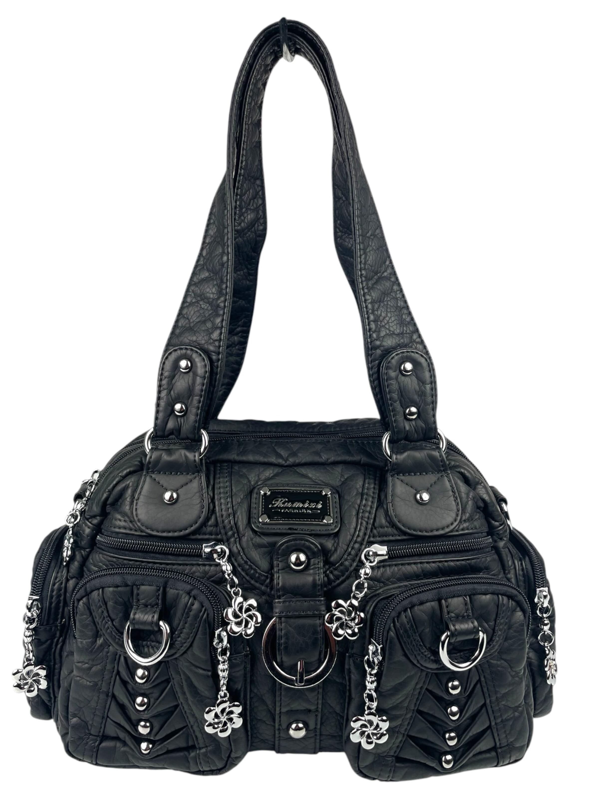 Kumixi Handbag in Black: front