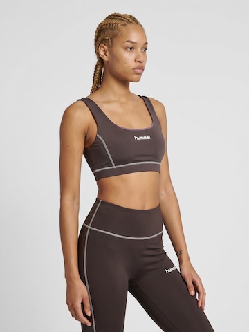 Haut de sport Hummel en marron
