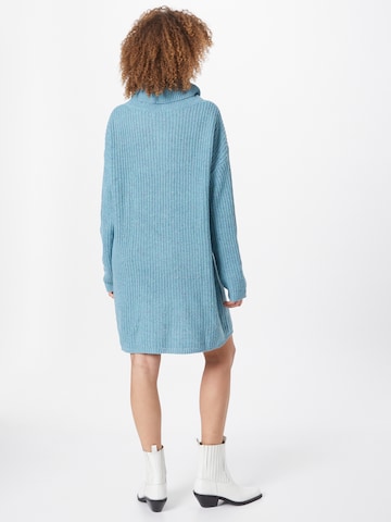 In The Style Knitted dress 'Jossa' in Blue