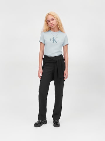 Calvin Klein Jeans T-shirt 'HERO CLASSIC' i grå: framsida