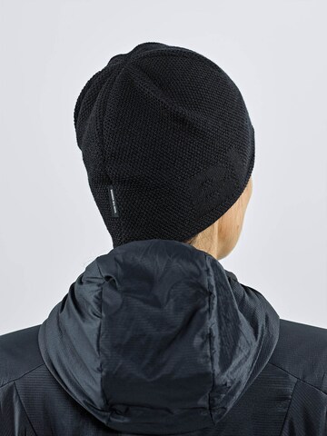 BLACKYAK Beanie in Black