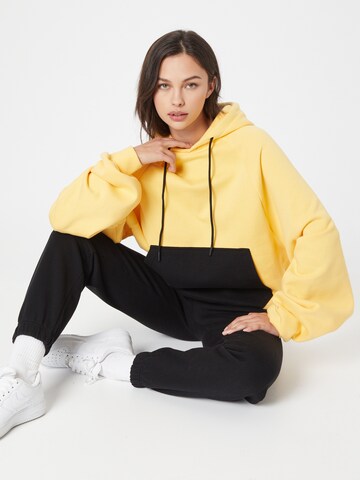 Smiles Sweatshirt 'Nico' in Yellow