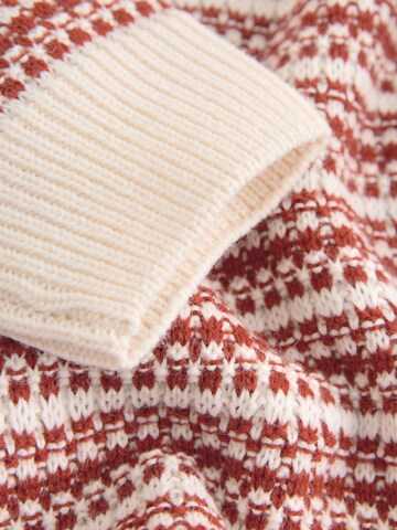 Next Pullover in Braun