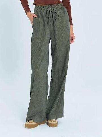 Wide leg Pantaloni di MixRay in verde: frontale
