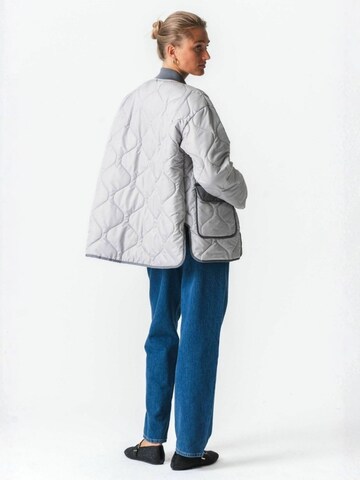 TEESHOPPEN Übergangsjacken ' Quilted ' in Grau