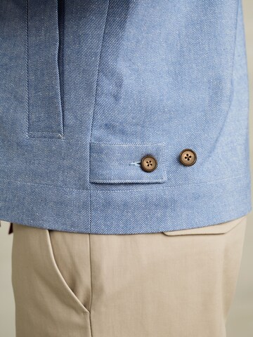 Next Tussenjas in Blauw