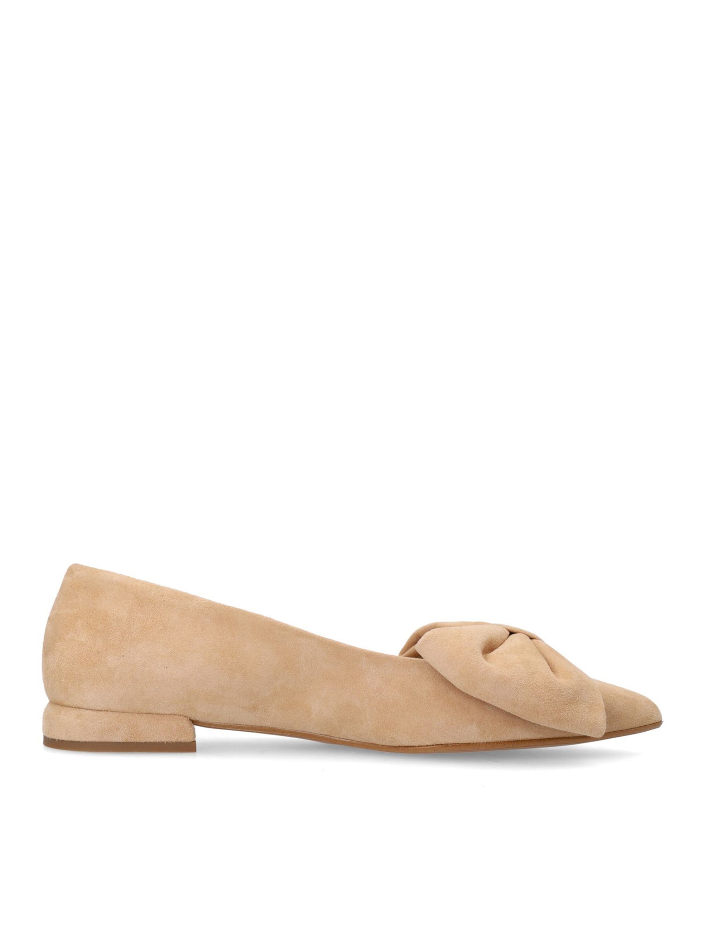 MANFIELD Classic Flats in Beige