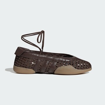 Ballerina 'Taekwondo Mei' di ADIDAS ORIGINALS in marrone