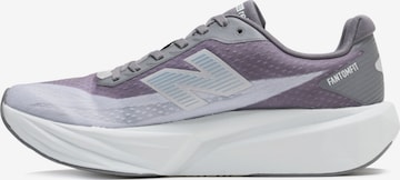 new balance Sneaker 'FuelCell Rebel v5'. in Grau: Vorderseite