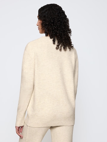 TRIUMPH Sweatshirt ' Amourette Cozy ' in Beige