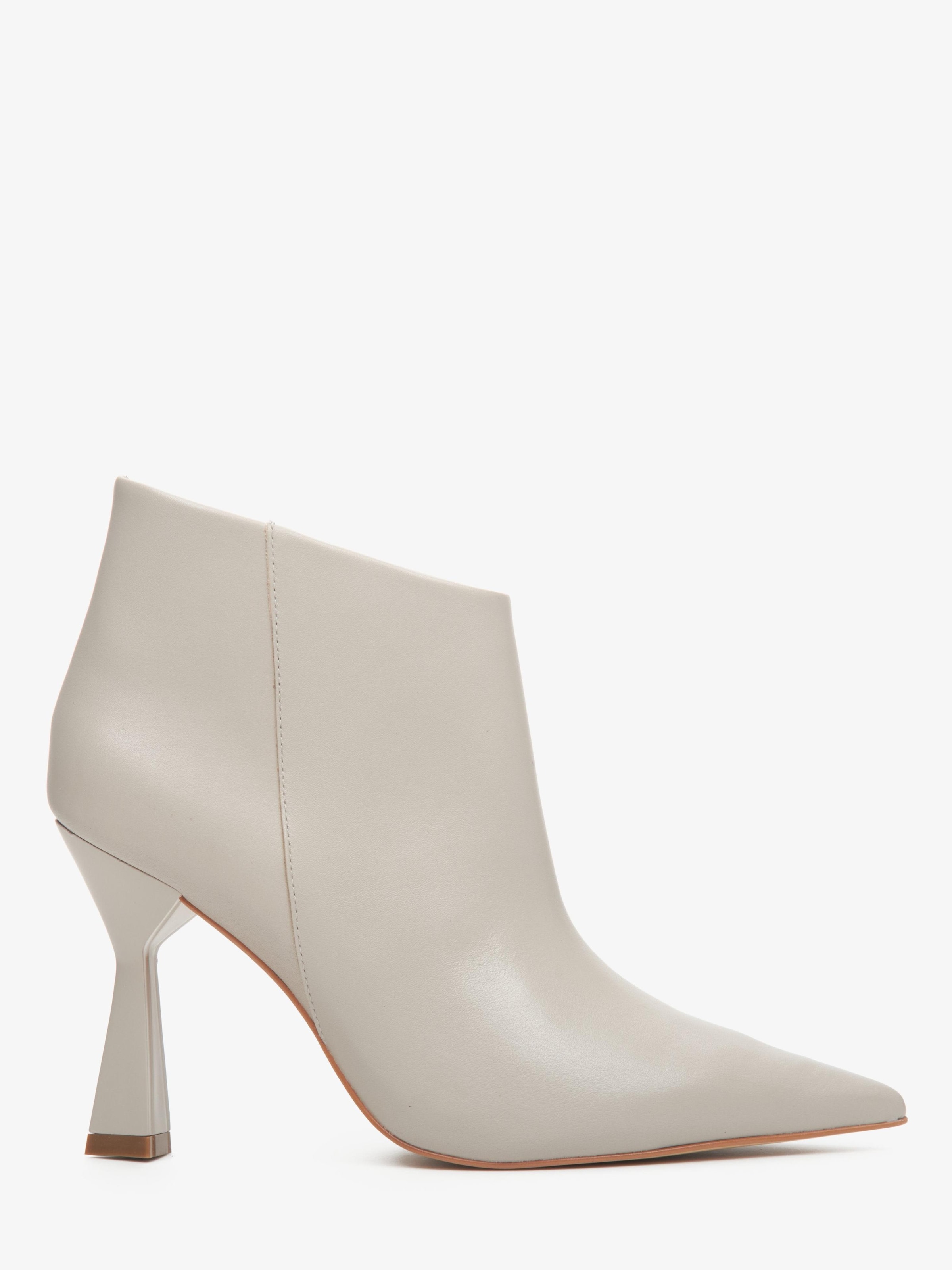 Ankle boots '613004' di Estro in grigio: frontale