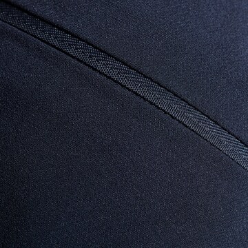 MAMMUT Slim fit Outdoor Pants in Blue