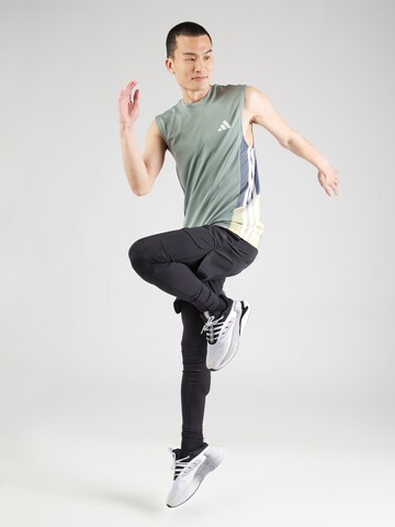 ADIDAS PERFORMANCE - Camiseta funcional 'ESS' en verde