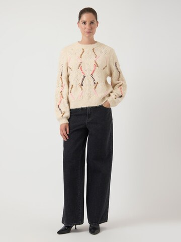 YAS Sweater 'YASGabbi' in Beige