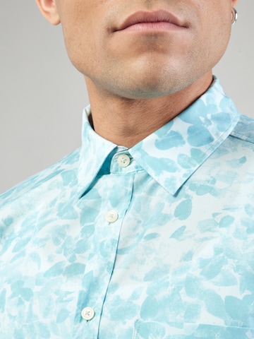 Coupe slim Chemise s.Oliver en bleu