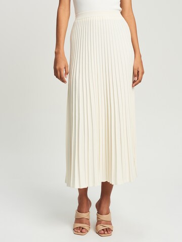 Willa Skirt 'CYRUS' in White: front