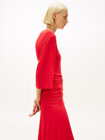 TOMMY HILFIGER Suknia wieczorowa w kolorze czerwony