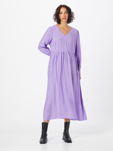 Robe 'Ingelina Ladonna' MSCH COPENHAGEN en violet : devant