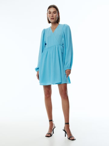 EDITED Zomerjurk 'Blue' in Blauw: voorkant