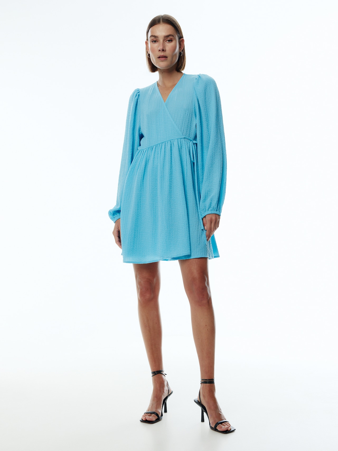 EDITED Produits Robe d’été 'Blue' bleu clair