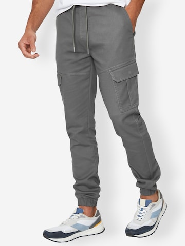 Threadbare Slimfit lange Cargohose 'Garrix' in Grau: Vorderseite
