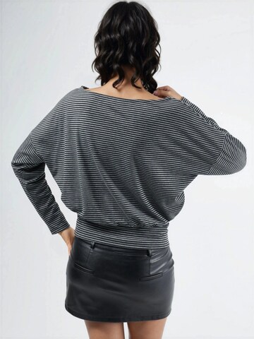 Busem Shirt in Black