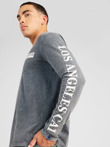 True Religion Shirt in Grey