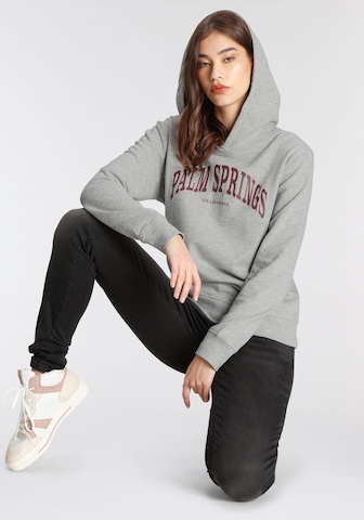 AJC Sweatshirt in Grey