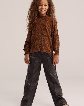 WE Fashion Blouse in Brown
