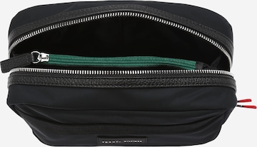 TOMMY HILFIGER Pralna torbica | črna barva